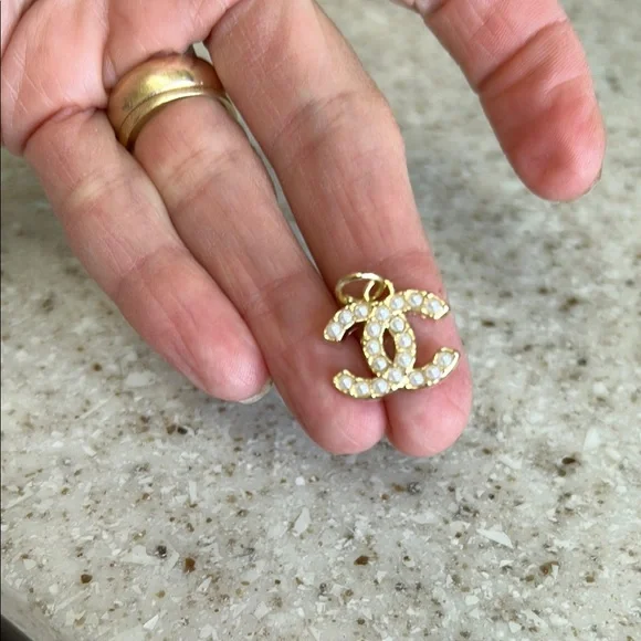 CHANEL Gold and White charms with Iconic CC Logo two charms included. - Picture 2 of 9